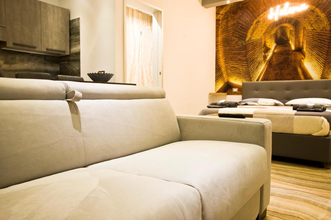 Suite Napoli Sotterranea Con Vasca Idromassaggio Εξωτερικό φωτογραφία
